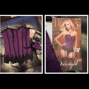 🍁 10/$10 clearance🍁 Purple Lace Corset with matching Panty, New w/Tag!